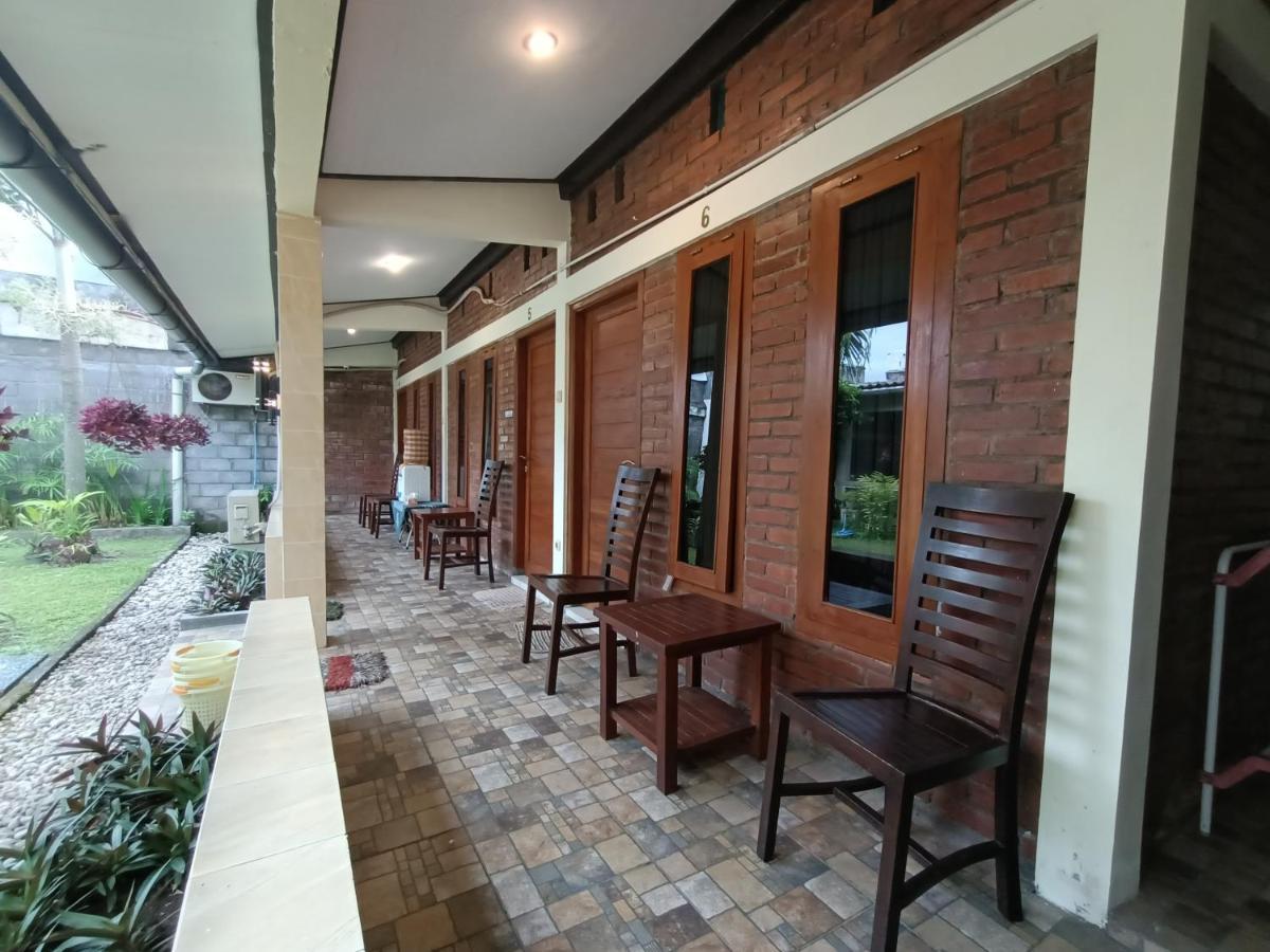 Rumah Kami Guest House Джокьякарта Экстерьер фото