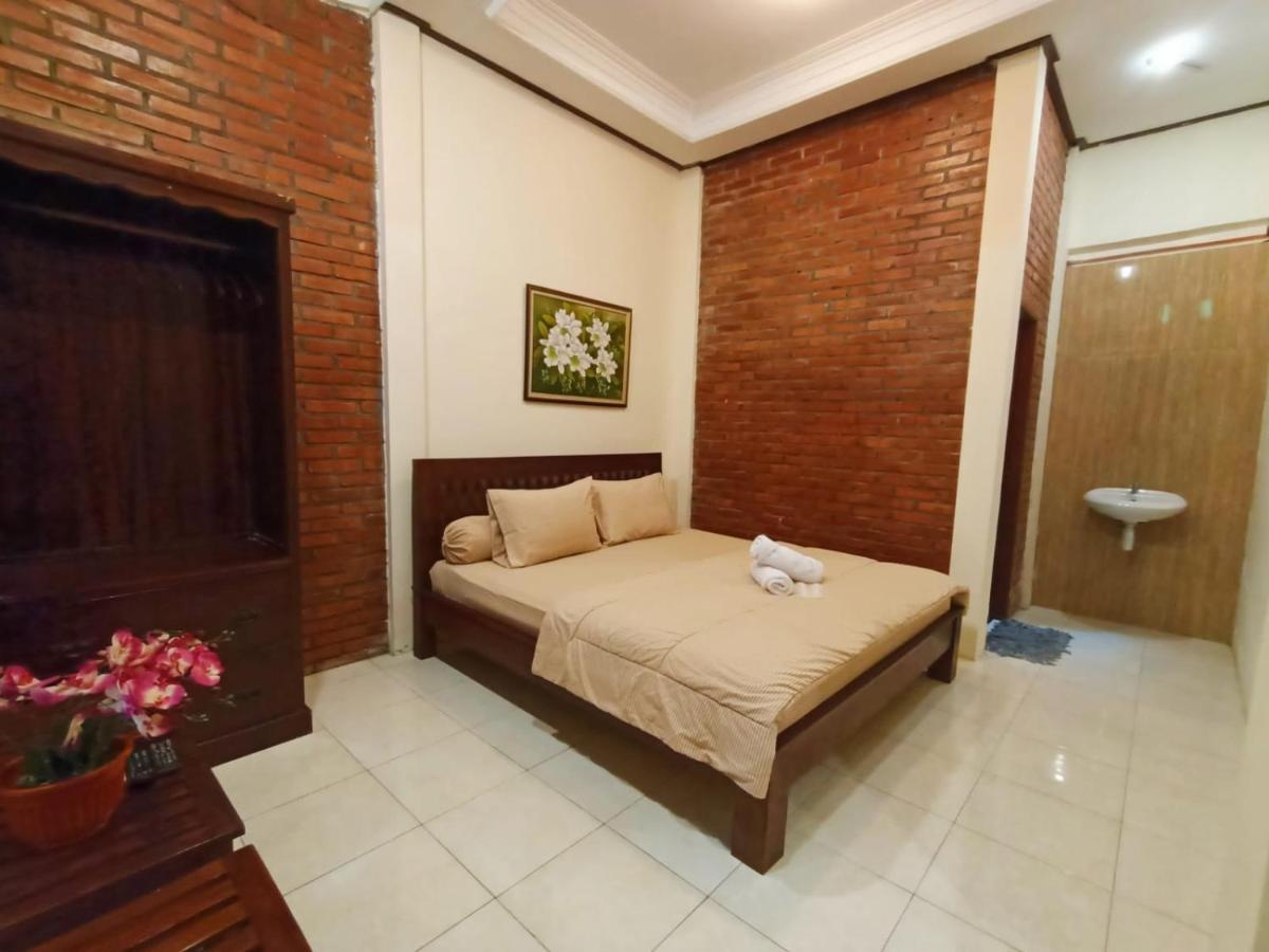 Rumah Kami Guest House Джокьякарта Экстерьер фото